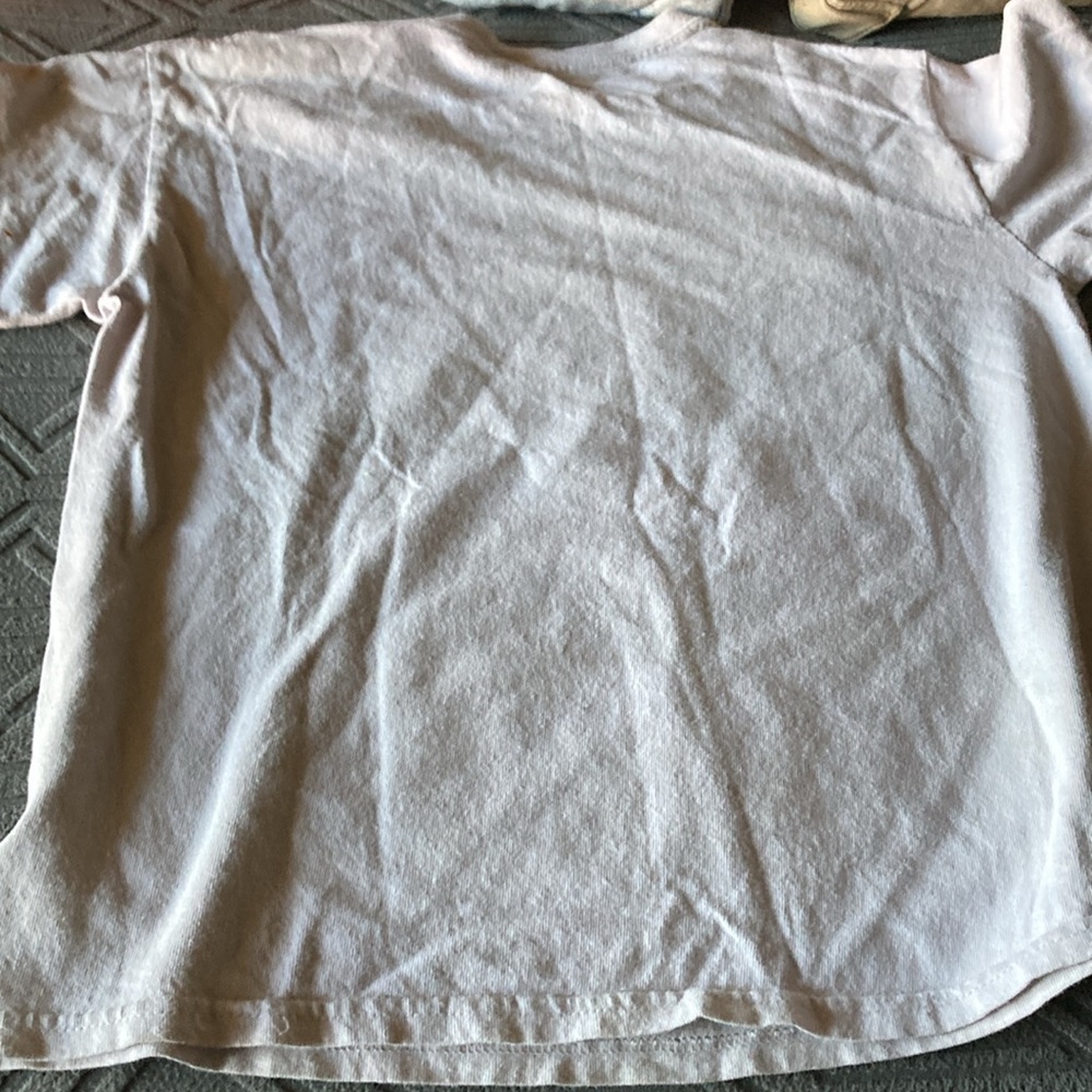Three. T-shirts - Picture 3 of 9
